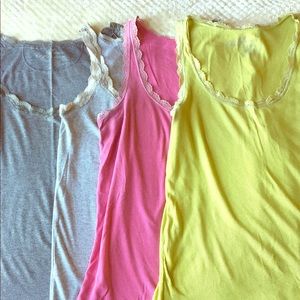 4 America Eagle tank tops size Large